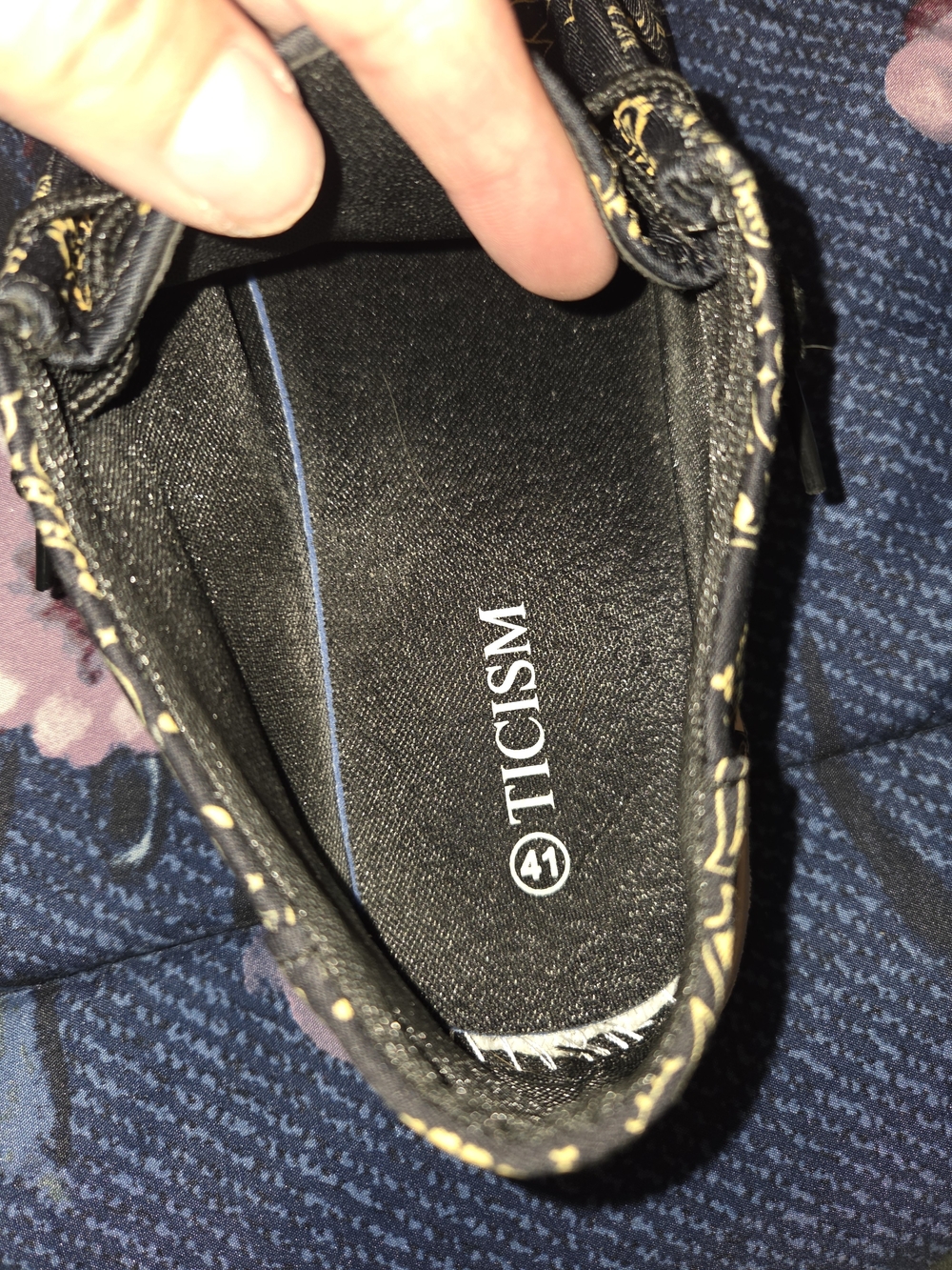 NWOT-Women's Black & Yellow Floral Slip-On Shoes - Picture 4 of 4